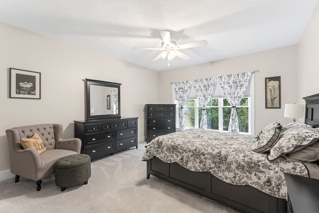 4 Hawthorne Path 4, Milford, MA 01757