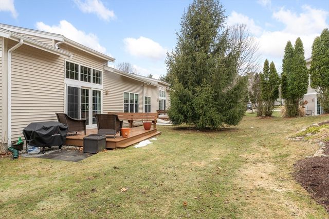 4 Hawthorne Path 4, Milford, MA 01757