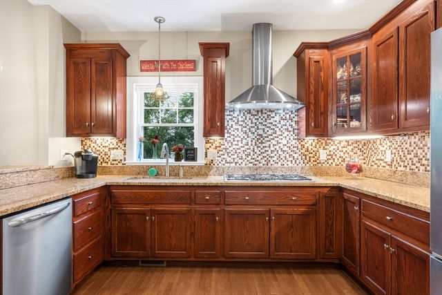 4 Hawthorne Path 4, Milford, MA 01757