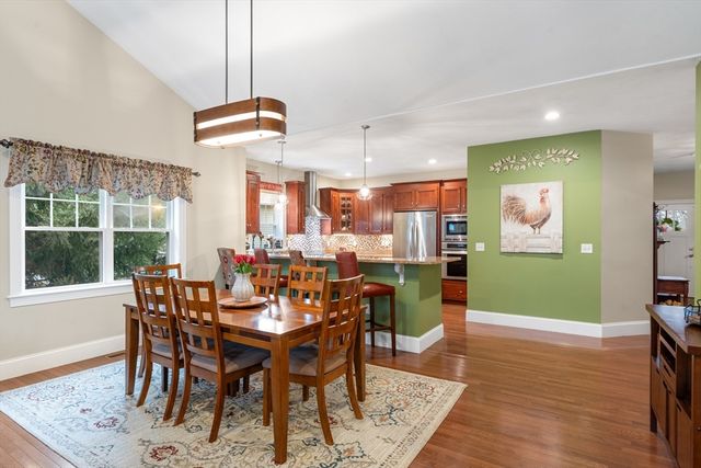 4 Hawthorne Path 4, Milford, MA 01757