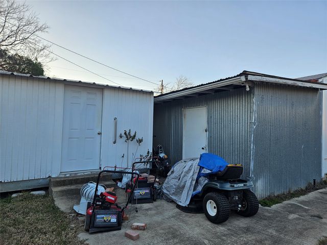 2510 Dewitt Street, Irving, TX 75062