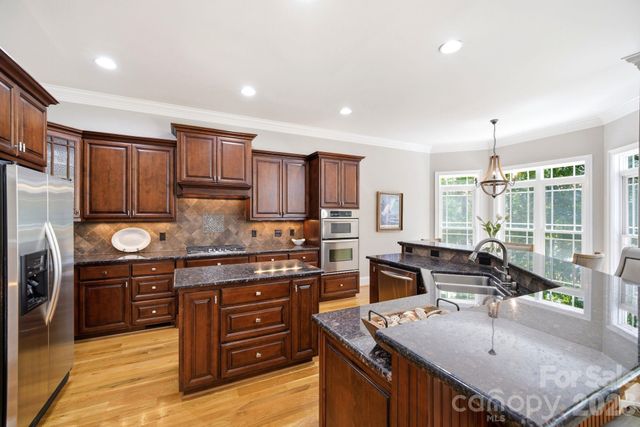 7592 Cottonwood Drive, Denver, NC 28037