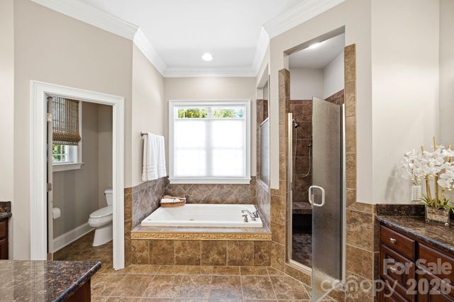 7592 Cottonwood Drive, Denver, NC 28037