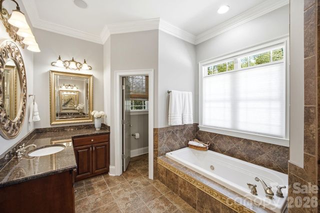 7592 Cottonwood Drive, Denver, NC 28037