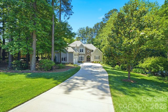 7592 Cottonwood Drive, Denver, NC 28037
