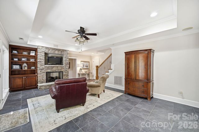 7592 Cottonwood Drive, Denver, NC 28037