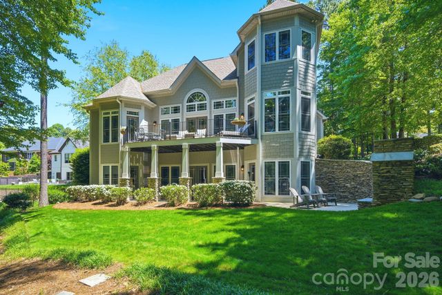7592 Cottonwood Drive, Denver, NC 28037
