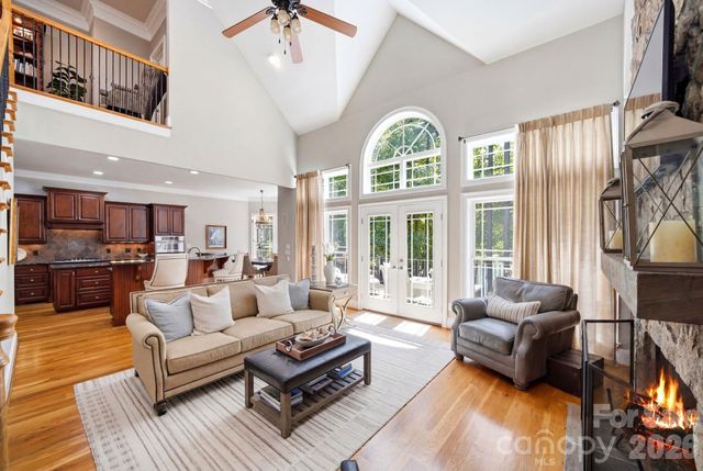 7592 Cottonwood Drive, Denver, NC 28037