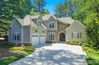 7592 Cottonwood Drive, Denver, NC 28037