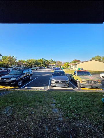 28156 SW 142nd Ct, Homestead, FL 33033