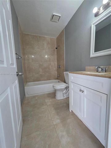 28156 SW 142nd Ct, Homestead, FL 33033