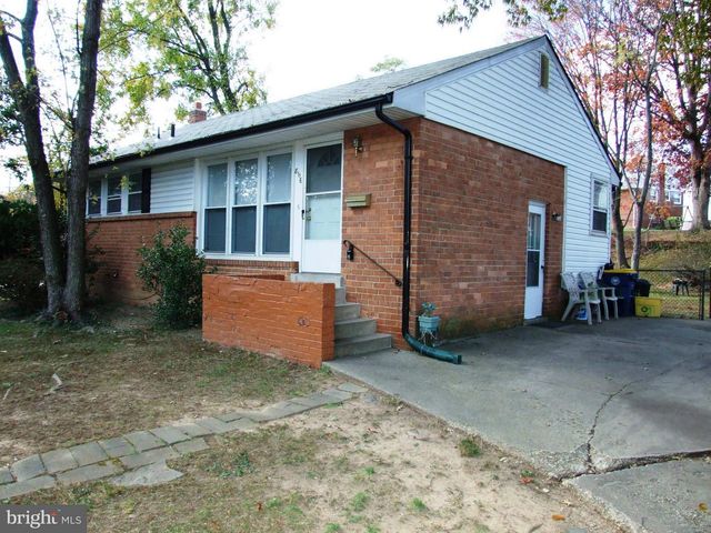 8116 CARROLLTON PKWY, Hyattsville, MD 20784