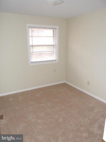8116 CARROLLTON PKWY, Hyattsville, MD 20784