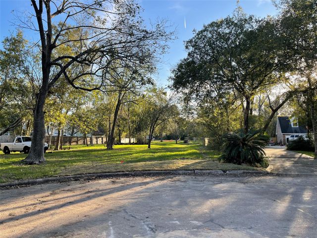 0 Whittier Oaks Drive, Friendswood, TX 77546