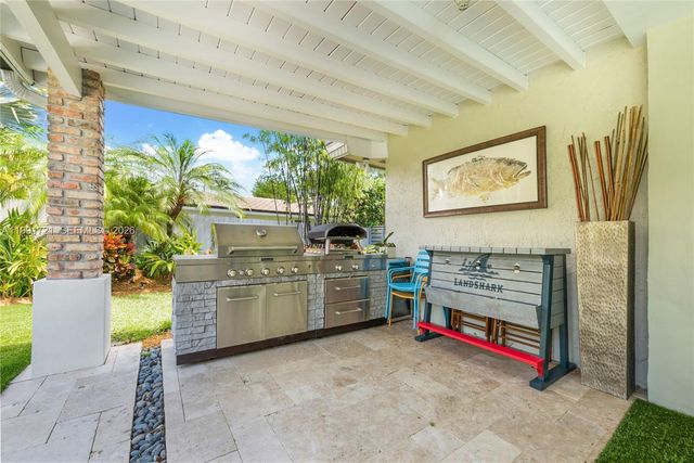 10330 SW 71st Ave, Pinecrest, FL 33156