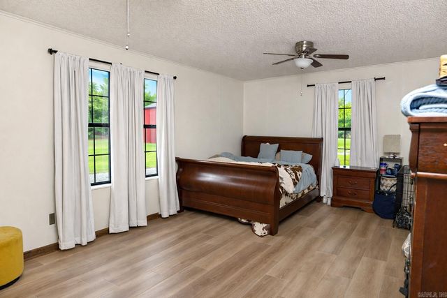 6820 Sunset Road, White Hall, AR 71602