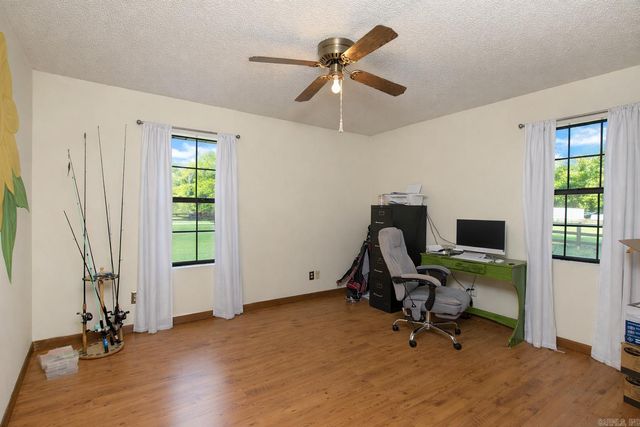6820 Sunset Road, White Hall, AR 71602