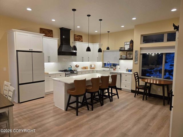 830 Linstrang Way, Homer, AK 99603