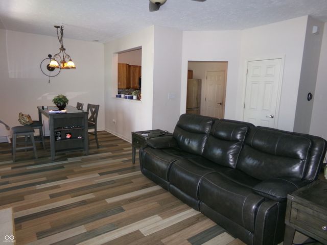 7034 Forrester Lane, Indianapolis, IN 46217