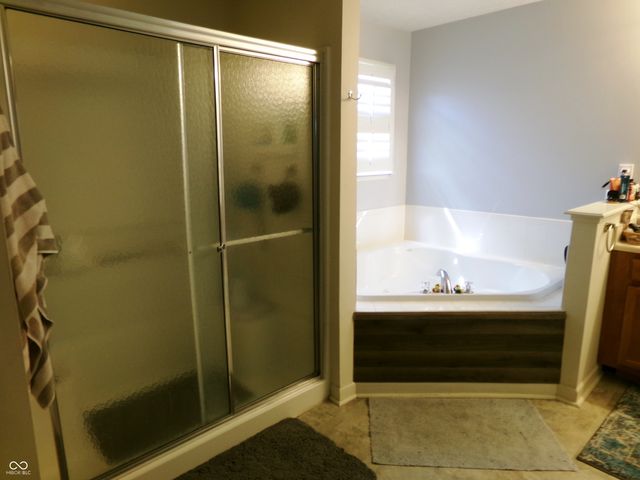 7034 Forrester Lane, Indianapolis, IN 46217