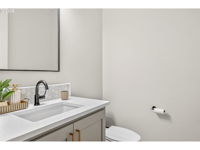 12311 Ne 57TH Ave, Vancouver, WA 98686