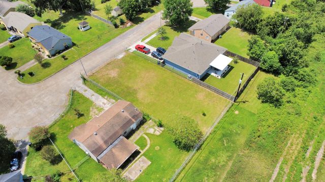 5743 Rue Street, Houston, TX 77033