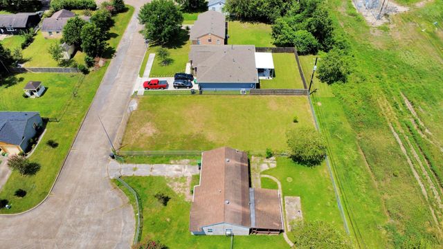 5743 Rue Street, Houston, TX 77033