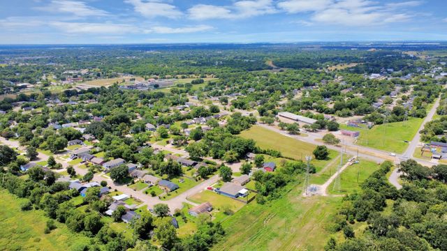 5743 Rue Street, Houston, TX 77033