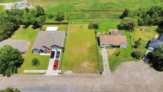 5743 Rue Street, Houston, TX 77033