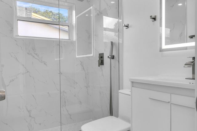 915 SW 3RD Street, Boynton Beach, FL 33435