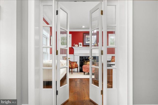 6145 GREENHILL RD, New Hope, PA 18938