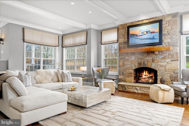 6145 GREENHILL RD, New Hope, PA 18938