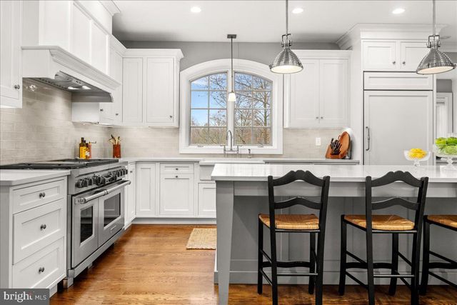 6145 GREENHILL RD, New Hope, PA 18938