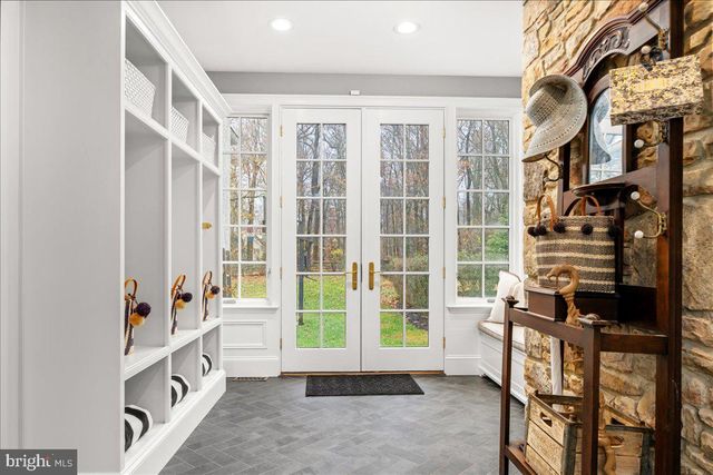 6145 GREENHILL RD, New Hope, PA 18938