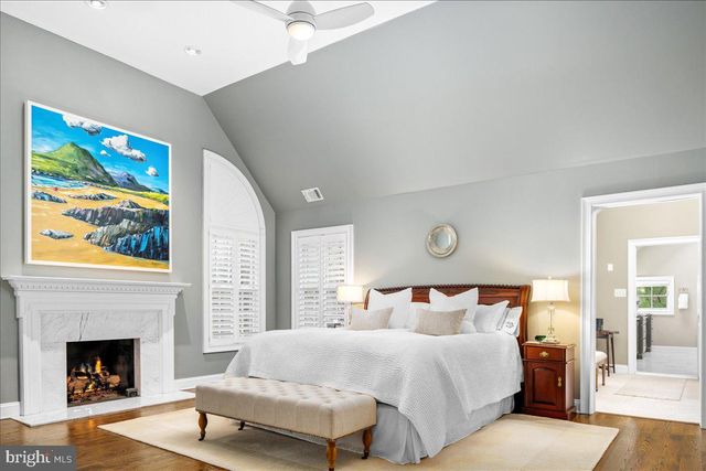 6145 GREENHILL RD, New Hope, PA 18938