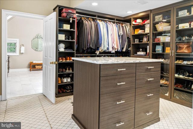 6145 GREENHILL RD, New Hope, PA 18938