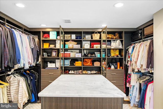 6145 GREENHILL RD, New Hope, PA 18938