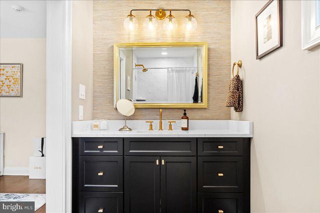 6145 GREENHILL RD, New Hope, PA 18938