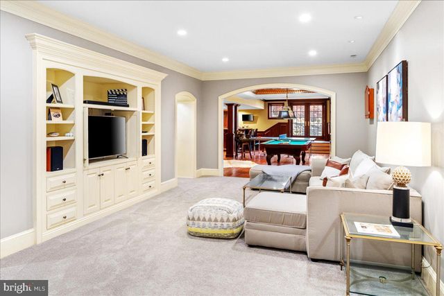 6145 GREENHILL RD, New Hope, PA 18938