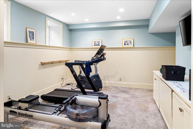 6145 GREENHILL RD, New Hope, PA 18938