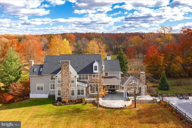 6145 GREENHILL RD, New Hope, PA 18938