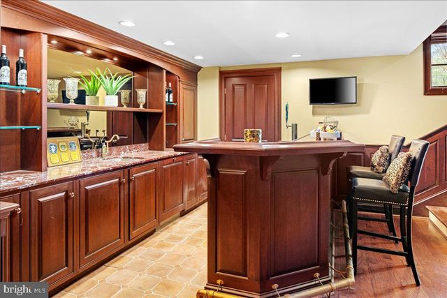 6145 GREENHILL RD, New Hope, PA 18938