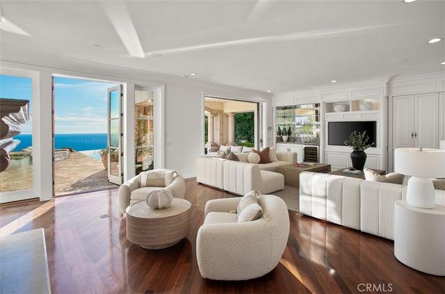 50 Pelican Crest, Newport Coast, CA 92657