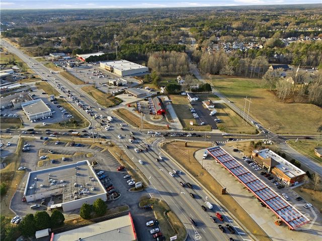 3825 Oak Grove Rd, Loganville, GA 30052