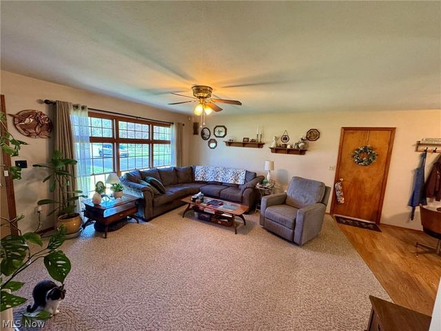 4644 Spencer Circle S, Geneva, OH 44041