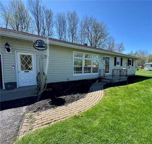 4644 Spencer Circle S, Geneva, OH 44041