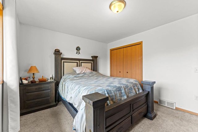 38 Dessa Rain Drive, Reedsburg, WI 53959