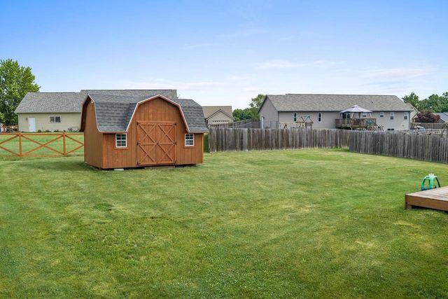 38 Dessa Rain Drive, Reedsburg, WI 53959