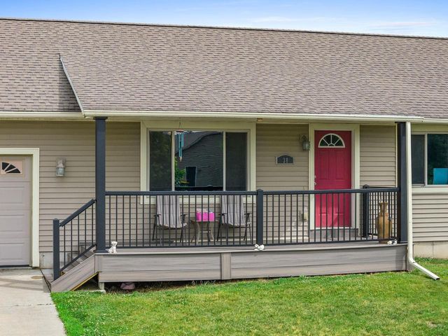 38 Dessa Rain Drive, Reedsburg, WI 53959