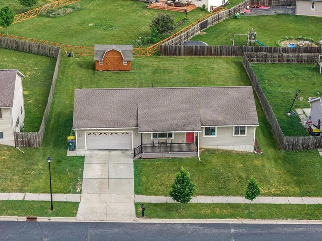 38 Dessa Rain Drive, Reedsburg, WI 53959
